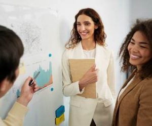 Soft skills ganham protagonismo e se tornam decisivas na construção de carreiras mais sólidas e competitivas